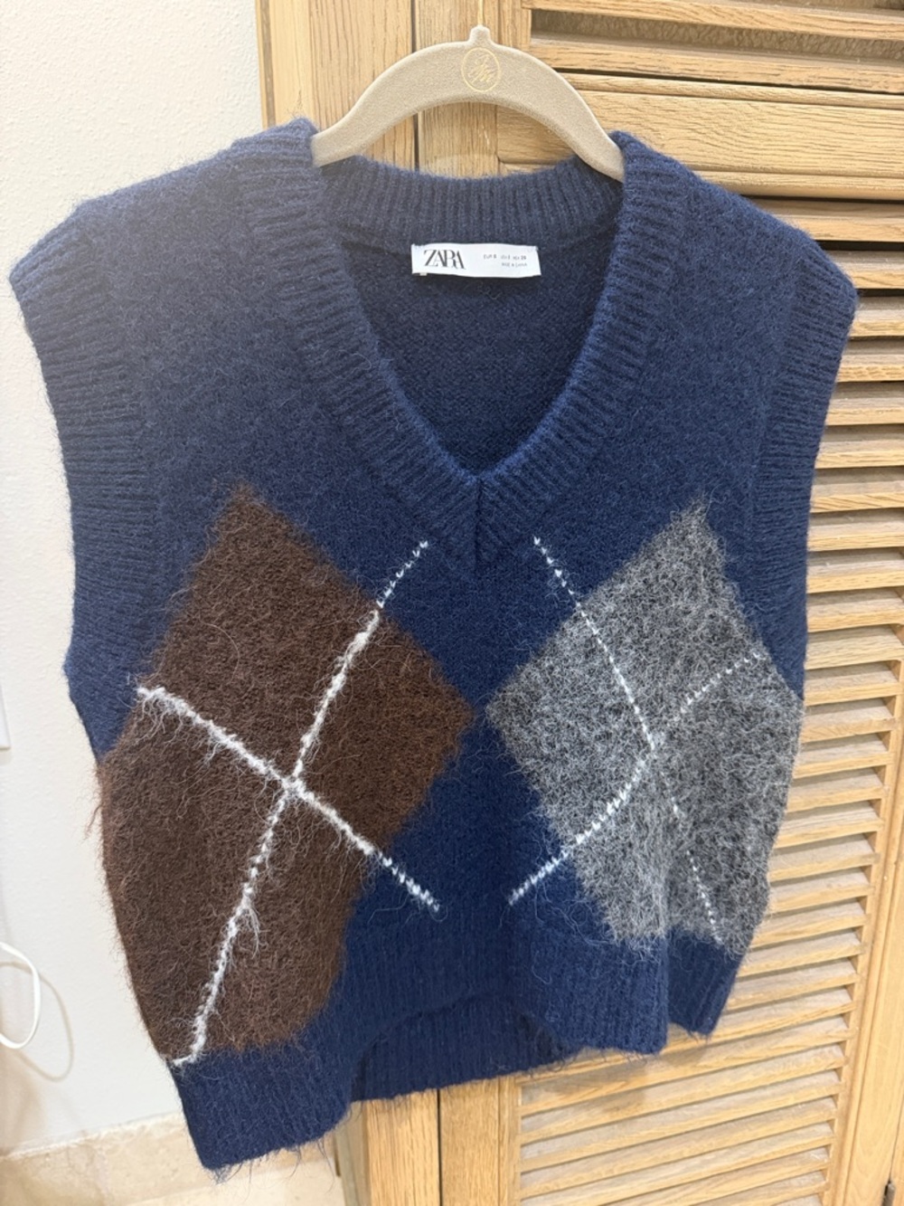 ZARA Navy V-Neck Argyle Sweater Vest with Brown and Gray Panels size small